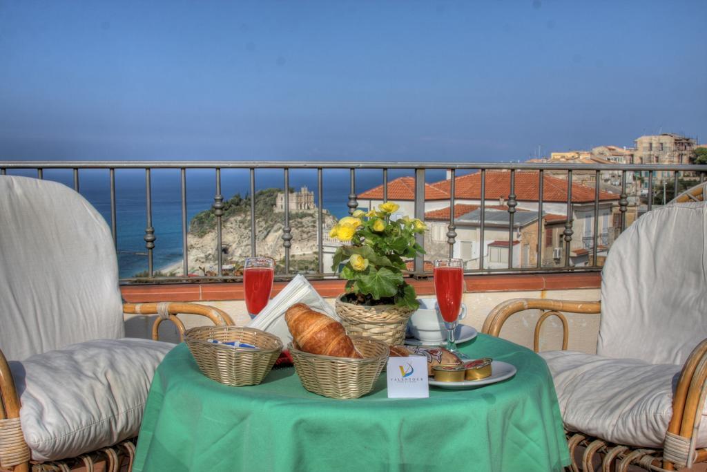 Hotel La Porta Del Mare Tropea Exterior foto